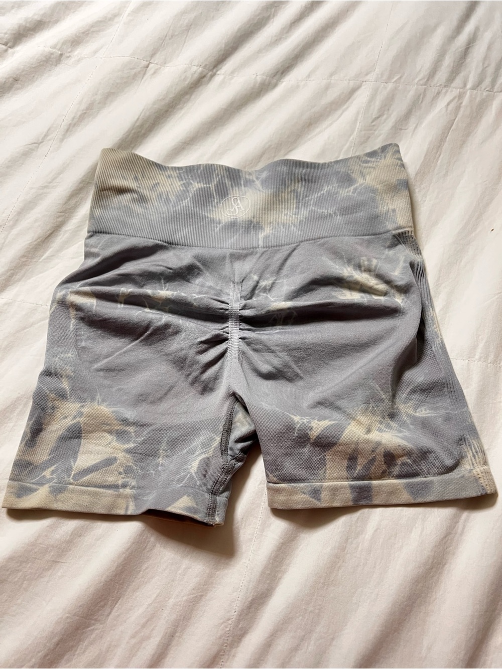 Seamless High-Waist Tie-Dye shorts